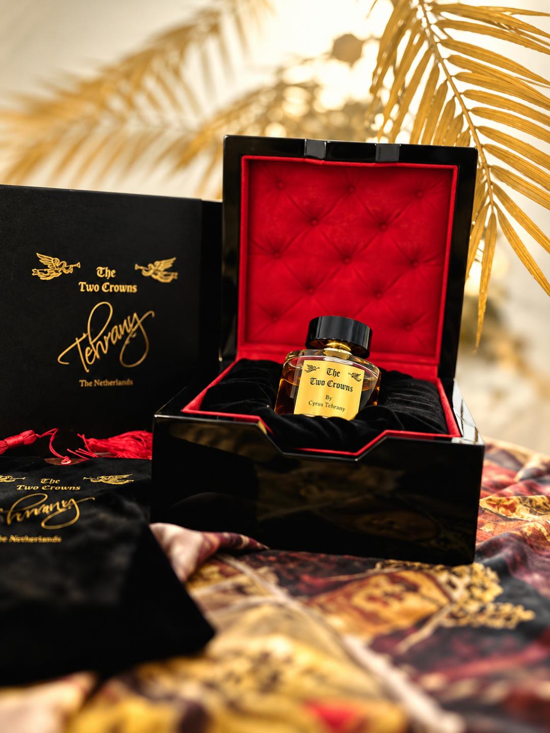 The Two Crowns – Extrait de Parfum